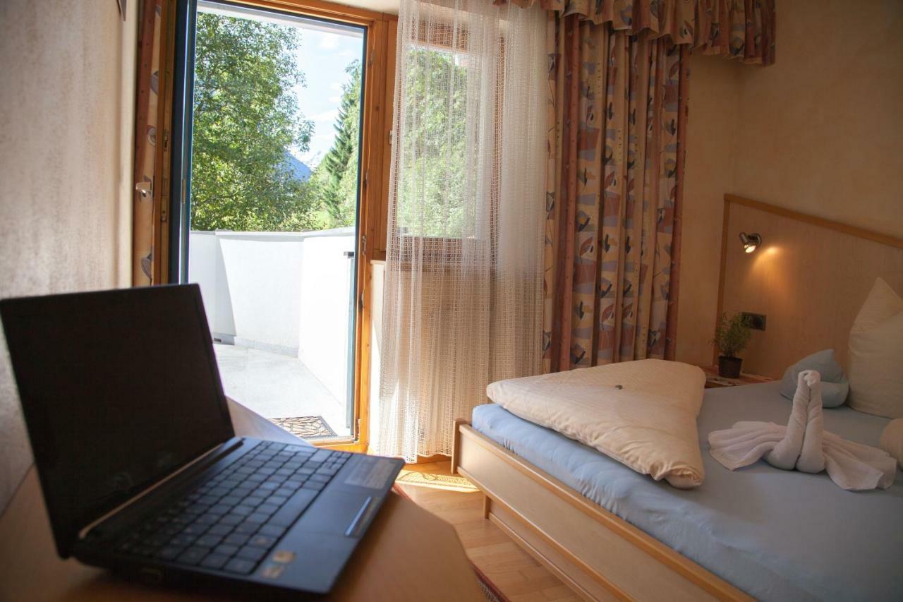 Ferienwohnung Haus Wulfenia Neustift im Stubaital Exterior foto